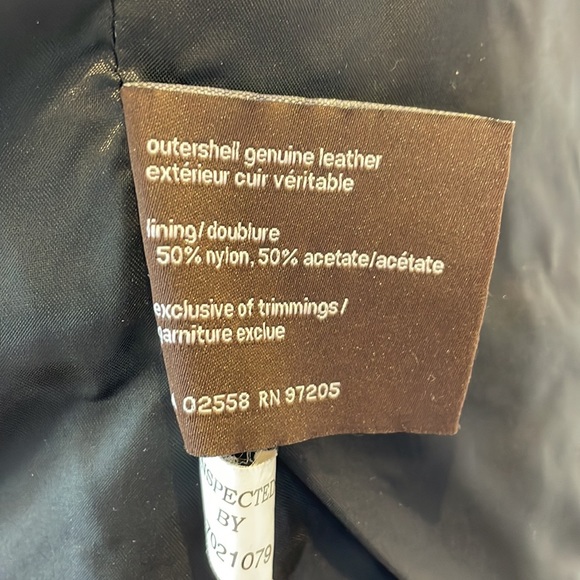 Danier genuine leather vest, black, XS, Sleeveless jacket - Picture 7 of 11